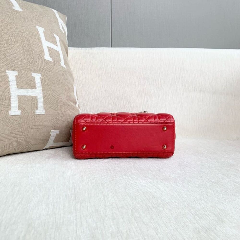 Dior Women Pre-Loved Bag Very Good Condition - Picture 5 of 9
